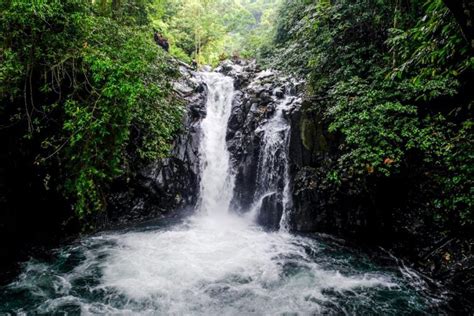 Aling Aling Waterfall & Cliff Jumping In Bali