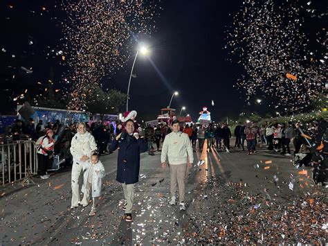 Celebra Santa Catarina Desfile Navideño En Valle Poniente