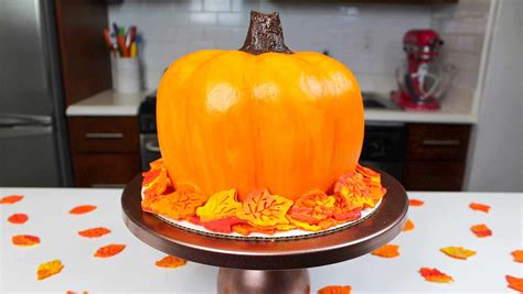 Pumpkin Cake Recipe: Pumpkin Cake w/ Cream Cheese Frosting