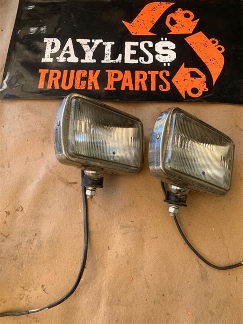 2022 Kenworth T800 Headlamp Assembly Payless Truck Parts