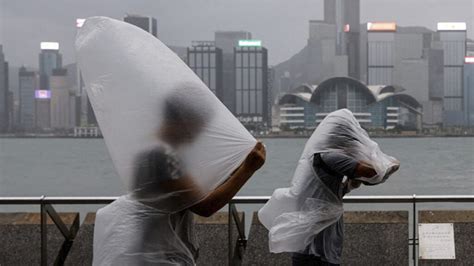 Supertifón Saola amenaza a Hong Kong activa alerta máxima por primera