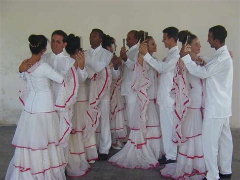 Traje Típico Cubano Traditional Outfits Cuban Dress Cuban Outfit