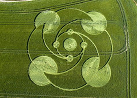 Misteri Crop Circle Kumpulan Berita Berita Unik