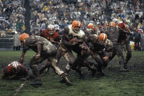 Rare Photos Of Jim Brown Cleveland Browns History Cleveland Browns