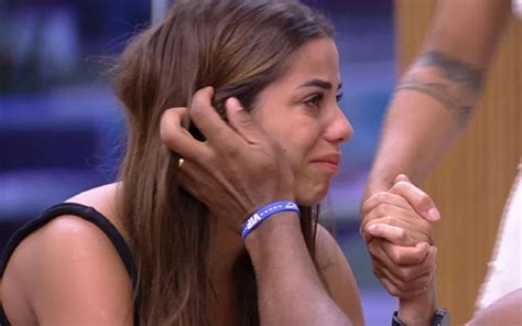 No Bbb Key Alves Tem Crise De Choro Por Gustavo Cora O Apertado