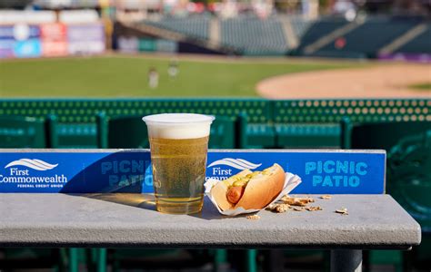 First Commonwealth Picnic Patio – Projekt, Inc.