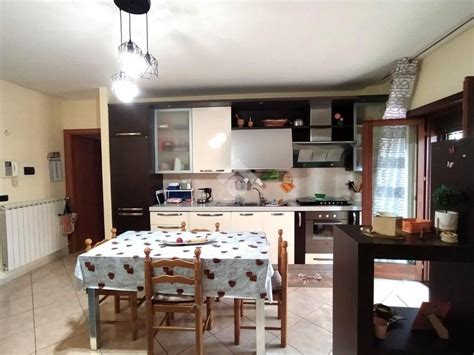 Vendita Appartamento Piedimonte San Germano Trilocale In Via Cimabue