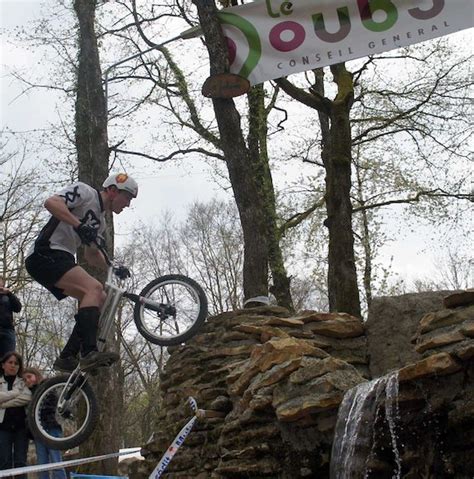 Championnat dEurope de vélo trial à la Tour de Scay macommune info