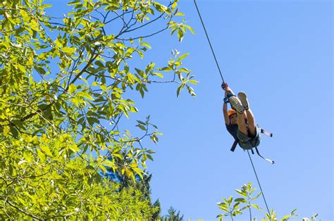 Via Ferrata de la Roche au Dade à HAUTS DE BIENNE Jura Tourisme