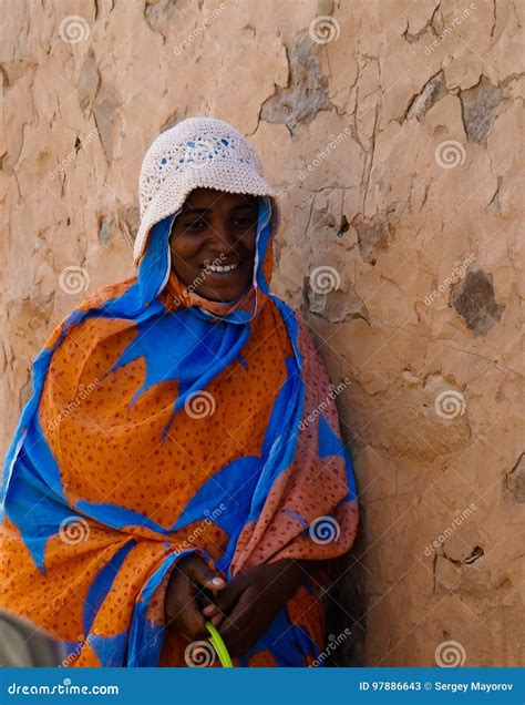 Portrait Of Mauritanian Woman In National Dress Melhfa Chinguetti