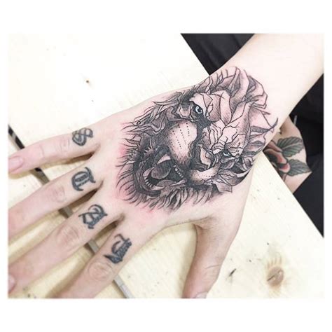 Top 83 Imagen Tattoos De Leones En La Mano Abzlocal Mx