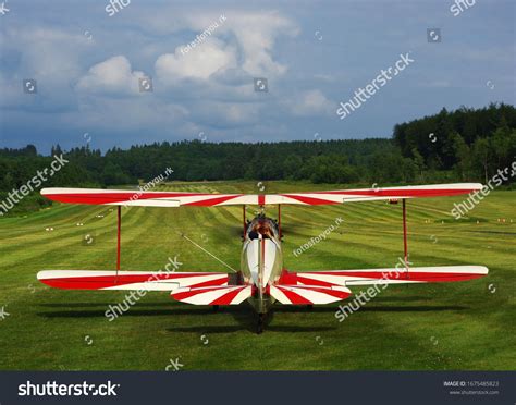 Vintage Airplane Biplane On Airfield Stock Photo 1675485823 | Shutterstock