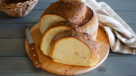 Pane Di Semola La Ricetta Per Farlo In Casa Croccante Fuori E Morbido