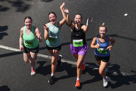 Best Images From Vhi Women S Mini Marathon Irish Mirror Online