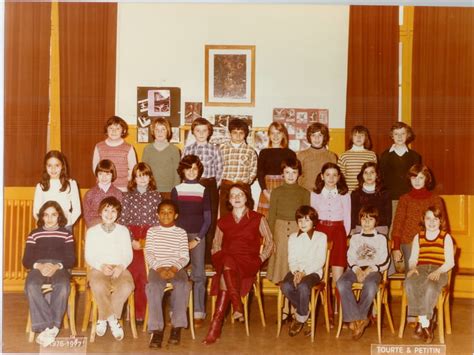 Photo De Classe Classe De Cm Ann E De Ecole Hermel