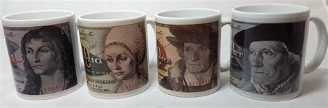 10, 20, 50, 100 DM- Schein der geheimen BBK-II- Serie auf Kaffeebechern