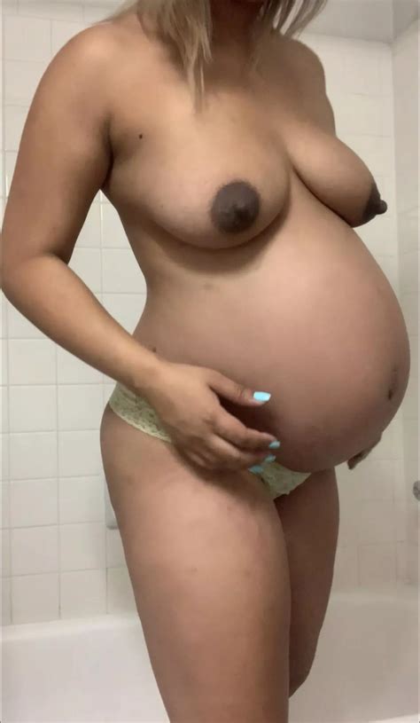 Belly Hides Everything OC Nudes PreggoPorn NUDE PICS ORG