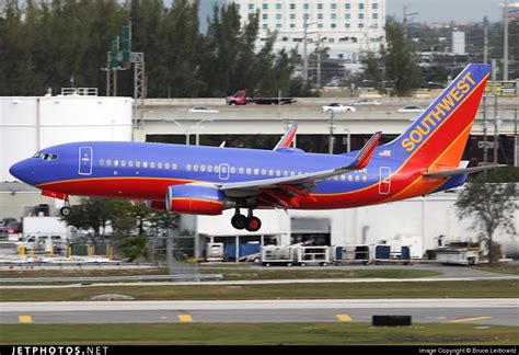 N932WN Boeing 737 7H4 Southwest Airlines Bruce Leibowitz JetPhotos