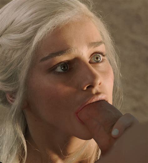 Post Daenerys Targaryen Emilia Clarke Fakes Game Of Thrones