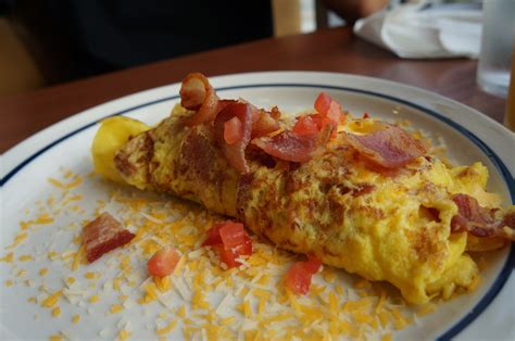 International House Of Pancakes Bacon Temptation Omelette