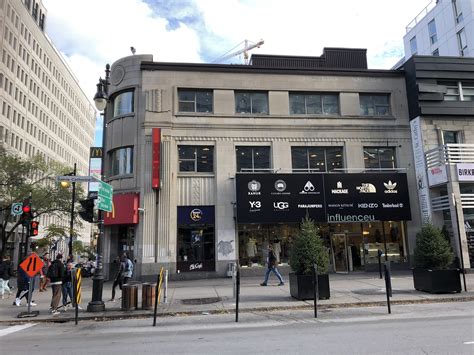 1472 1492 rue Sainte Catherine Ouest 11 étages 12 par Mondo