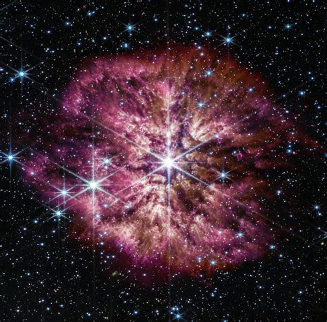 NASA’s Webb Telescope Captures Rarely Seen Prelude to Supernova | NASA ...