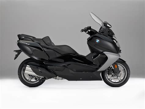 2016 BMW C650GT Review