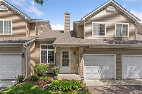 18232 Warbler Ln Eden Prairie Mn 55346 Mls 5614003 Redfin