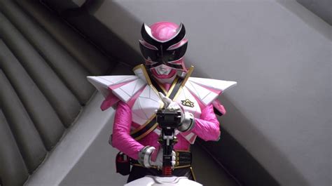 Mia Watanabe Pink Samurai Ranger Morphin Legacy