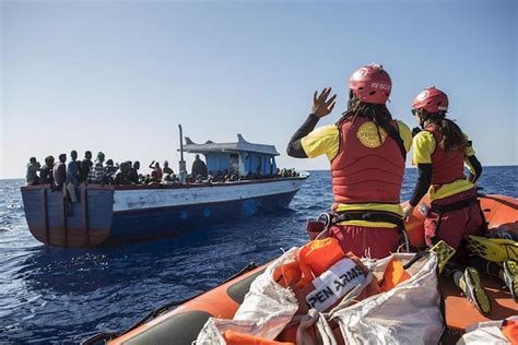 Cierra Marcado Por Las Trabas Para Los Barcos De Ong Que