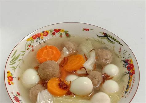 Resep Sup Bakso Telur Puyuh oleh Adelia Firdaus - Cookpad