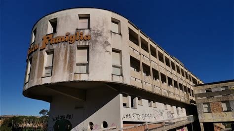 Entriamo Nella Colonia Abbandonata Dove Troviamo Tante Stanze Ancora