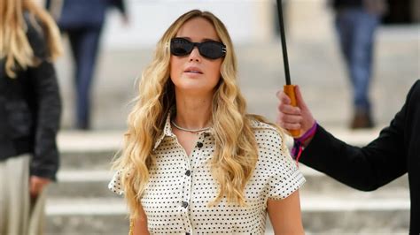 Jennifer Lawrence Reflects On Trauma Of Nude Photo Leak Yahoo Life UK