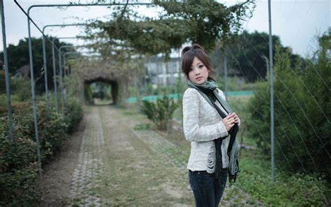 Wallpaper Forest Women Model Asian Green Sweater Spring Mikako