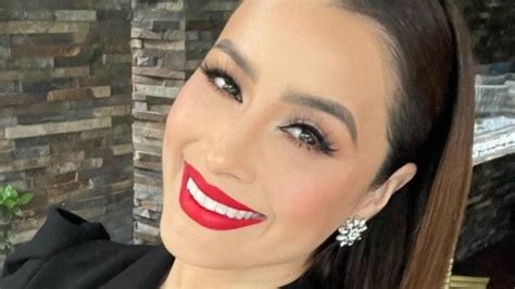 Cynthia Rodr Guez Cautiva Con Sesi N De Fotos De Su Embarazo