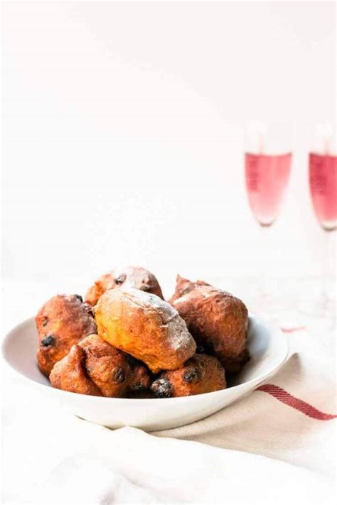 How To Make Dutch Doughnuts Oliebollen {with video} - The Tortilla Channel