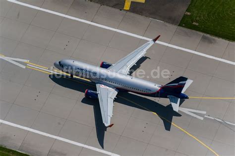 Filderstadt Aus Der Vogelperspektive Passagierflugzeug Der Russischen