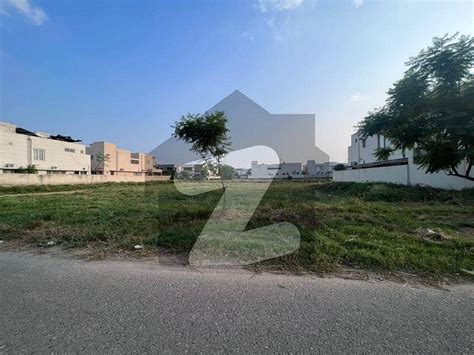 Prism G Block 60 FEET ROAD Most Beautiful Location Plot For Sale DHA