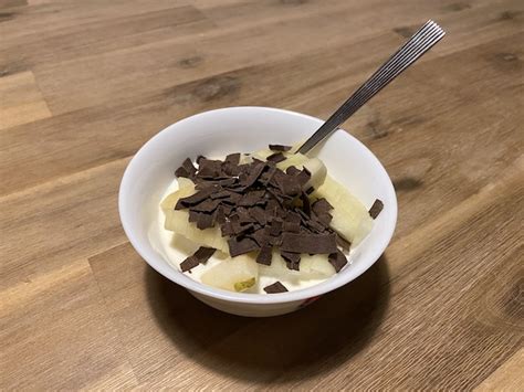 Frozen Yoghurt Met Peer En Chocoladevlokken Brutsellog