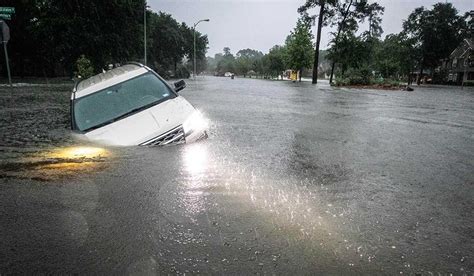 Heavy Rain Leads To Flooding Closed Roads In Southeast Texas