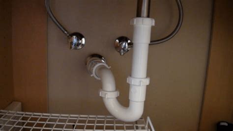 Bathroom Sink Drain Pipe Size: Guide on Size and Units Connected