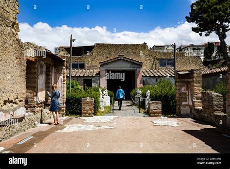 The House Of The Stags Hi Res Stock Photography And Images Alamy