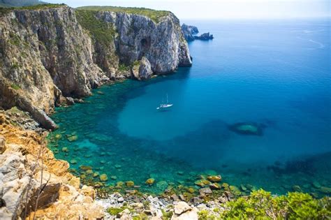 La Sardegna Istituisce Una Nuova Struttura Ricettiva Lalbergo Nautico