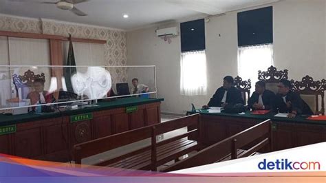 Sidang Perdana Jaksa Beberkan Aliran Dana Korupsi Lpd Ungasan Rp 26 M