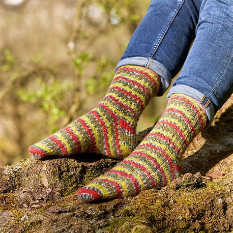 Ravelry Green Woodpecker Mock Cable Socks Pattern By Winwick Mum