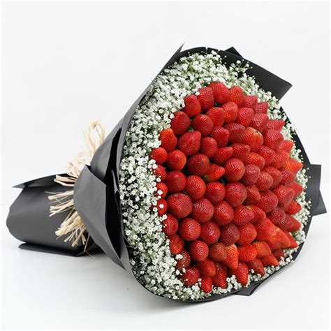 Buy Strawberry Bouquet Online | Same Day Delivery | Wenghoa