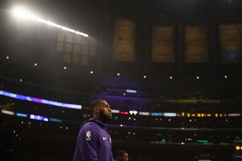 Lakers won’t reveal 2020 Championship banner until fans are back ...