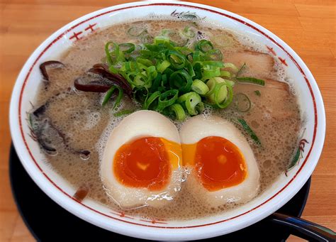 B Restaurant 「東京の豚骨ラーメンの名店」12選！ 一番食べてみたいのは？（15） ねとらぼ調査隊