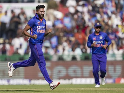 Odi Rankings Mohammed Siraj Becomes Top Ranked Bowler Gill Overtakes