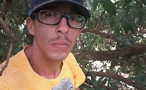 Jovem Morre Ao Cair De Rvore Enquanto Tentava Fazer Selfie Blog Do